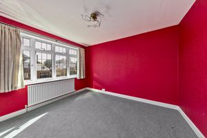 Bedroom- click for photo gallery